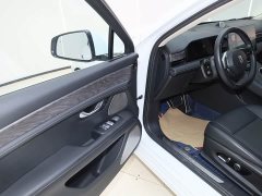 AITO Wenjie M5 extended range four-wheel drive performance version - фото 17