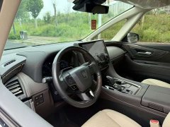 Toyota Wilfa Crown Dual Engine 2.5L Supreme Executive Edition - фото 16