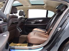 BMW 7 Series 730Li Luxury Package - фото 6