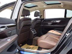 BMW 7 Series 730Li Luxury Package - фото 7