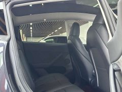 Tesla Model Y rear-wheel drive version - фото 18
