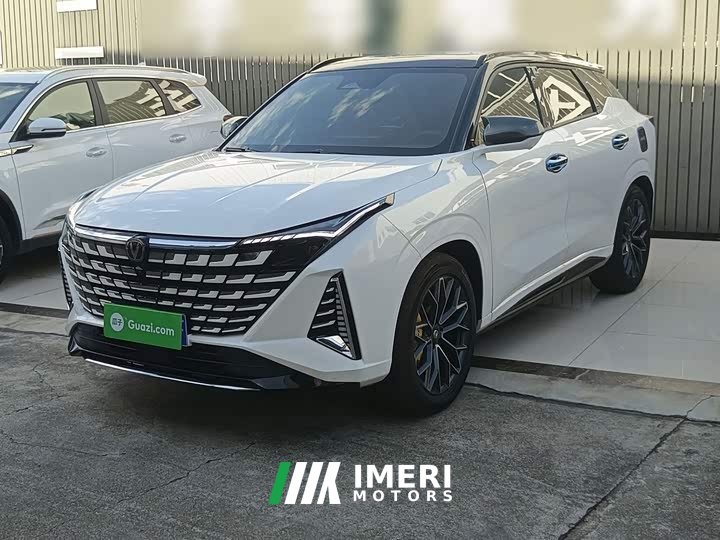 Changan UNI-Z 1.5T luxury - автомобиль из Китая