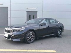 BMW i5 eDrive 40L M Sports Package - фото 1