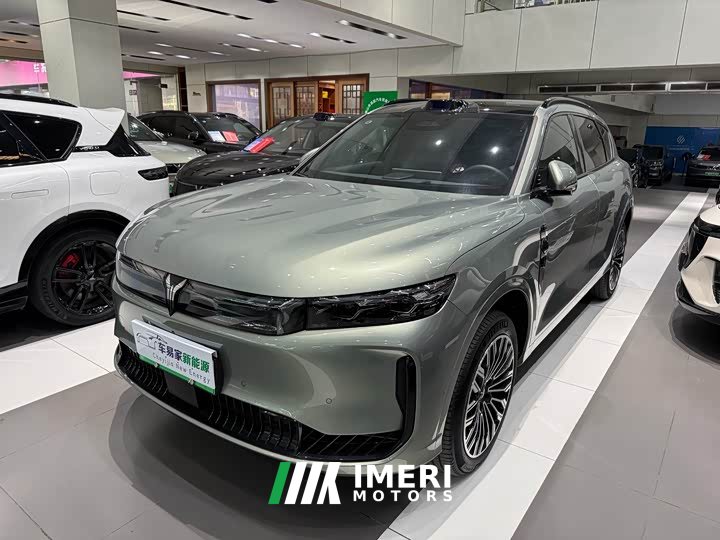 Voyah Lantu FREE four-wheel drive Qiankun version - автомобиль из Китая