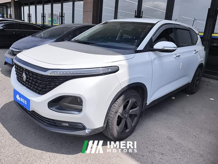 Baojun RM-5 2019 1.5T CVT 24-hour online elite 6-seater