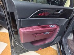 Hongqi E-HS9 460km flagship version six seats - фото 11