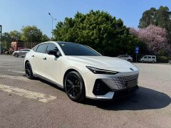 Changan UNI-V 2022 1.5T premium - фото 3
