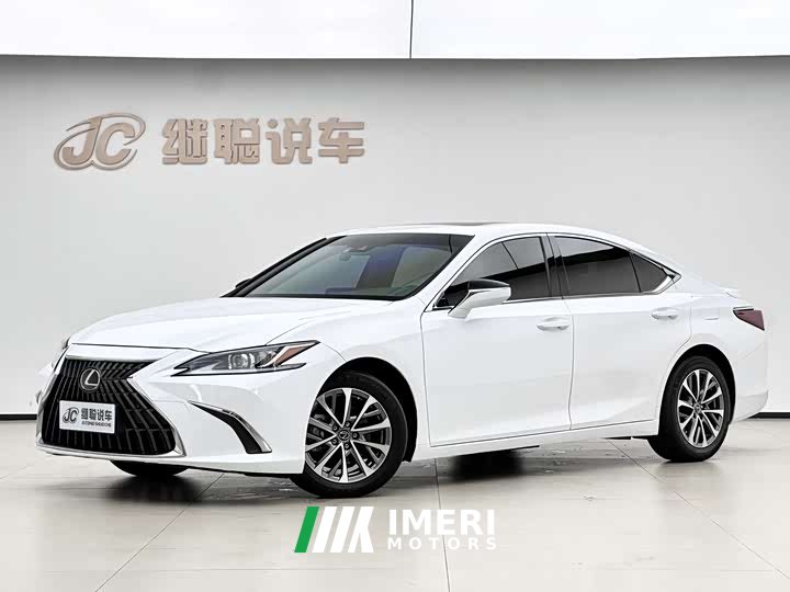 Lexus ES 300h Excellence Edition