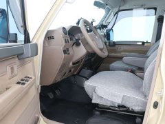 Toyota Land Cruiser (imported) LC76 4.0L manual - фото 4