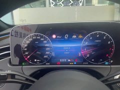 Mercedes-Benz E-Class E 300 L Fashionable and Sporty - фото 9