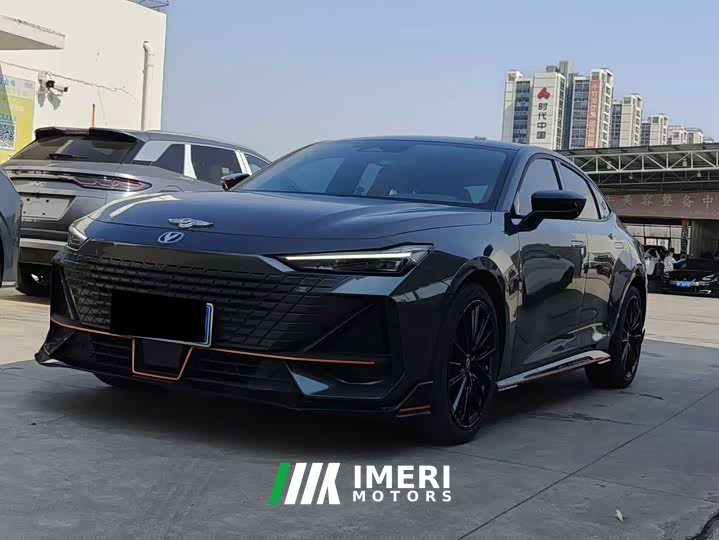 Changan UNI-V 1.5T sports version - автомобиль из Китая