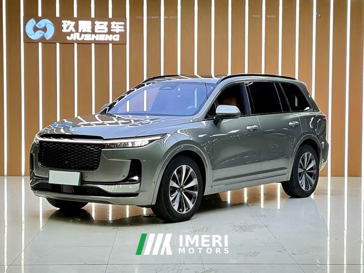 Li Auto Ideal ONE extended range 6-seater version - автомобиль из Китая