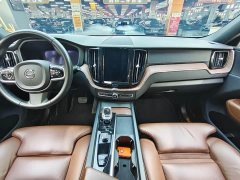 Volvo XC60 B5 four-wheel drive Zhiyuan Deluxe Edition - фото 10