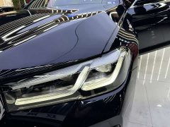 BMW 5 Series New Energy 2021 535Le M Sports Package - фото 10