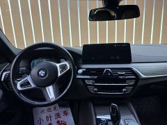 BMW 5 Series 2022 facelift 2 530Li leading M sports package - фото 12