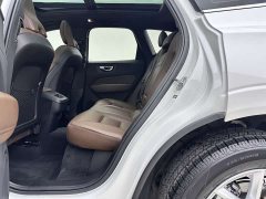 Volvo XC60 T5 four-wheel drive Zhiyuan Deluxe Edition - фото 6