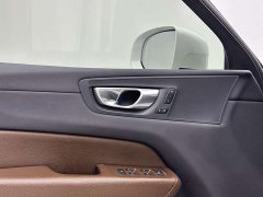 Volvo XC60 T5 four-wheel drive Zhiyuan Deluxe Edition - фото 9