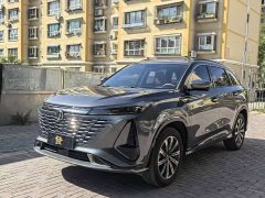 Changan CS75PLUS 2023 third generation 1.5T automatic luxury - фото 3