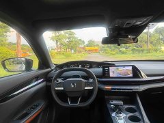 Changan UNI-V 1.5T premium - фото 11