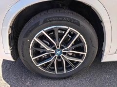 BMW iX1 eDrive25L M Sports Package - фото 4