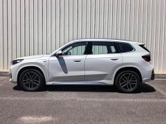 BMW iX1 eDrive25L M Sports Package - фото 5