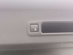 Toyota SIENNA 2021 2.5L Hybrid Premium Edition - фото 12
