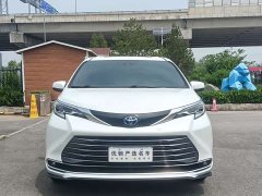 Toyota SIENNA 2021 2.5L Hybrid Premium Edition - фото 2