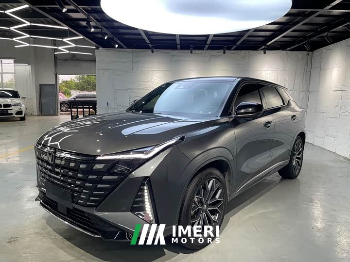Changan UNI-Z New Energy Blue Whale Smart iDD 125km Beyond Type - автомобиль из Китая