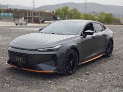Changan UNI-V 1.5T noble sports - фото 1