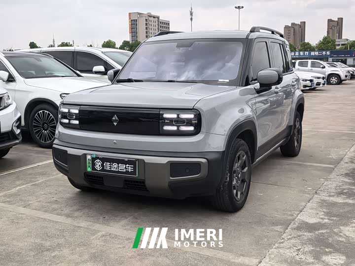 Baojun Yueye Plus flagship version 4 seats - автомобиль из Китая