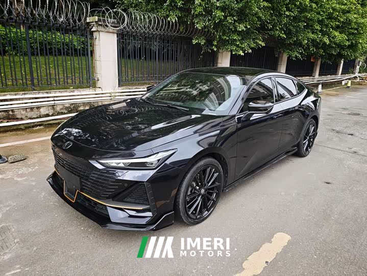 Changan UNI-V 1.5T sports version - автомобиль из Китая