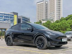 Tesla Model Y 2022 facelift rear-wheel drive version - фото 4