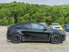 Tesla Model Y 2022 facelift rear-wheel drive version - фото 5