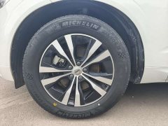 Volvo XC60 B5 AWDLuxury Edition - фото 4
