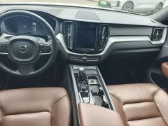 Volvo XC60 B5 AWDLuxury Edition - фото 8