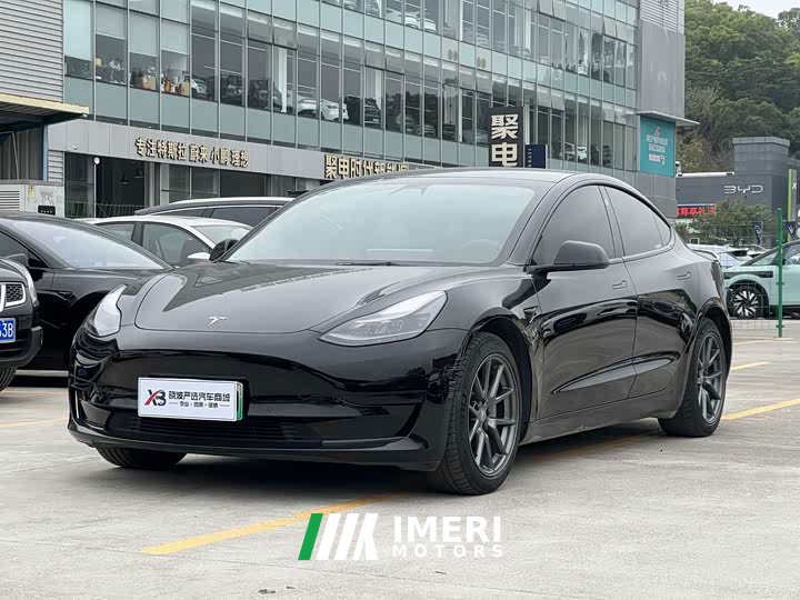 Tesla Model 3 2022 rear-wheel drive version