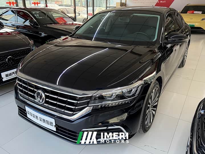 Volkswagen Passat 330TSI Deluxe Edition - автомобиль из Китая