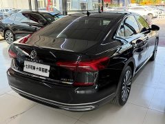 Volkswagen Passat 330TSI Deluxe Edition - фото 13