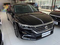 Volkswagen Passat 330TSI Deluxe Edition - фото 3