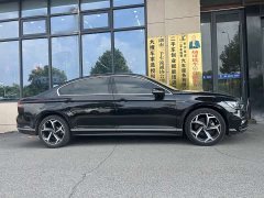 Volkswagen Magotan 2 million commemorative edition 330TSI DSG luxury - фото 6