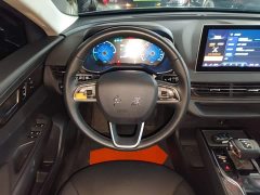 Hongqi E-QM5 2021 online appointment charging T3 version 4 seats - фото 11