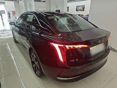 Hongqi E-QM5 2023 facelift basic travel version - фото 5