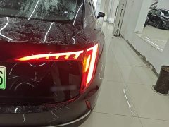 Hongqi E-QM5 2023 facelift basic travel version - фото 8