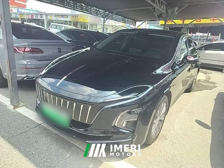 Hongqi E-QM5 2024 500km travel version - автомобиль из Китая