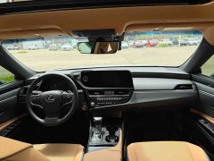 Lexus ES 2022 300h Excellence Edition - фото 5