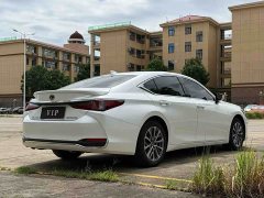 Lexus ES 2022 300h Excellence Edition - фото 8