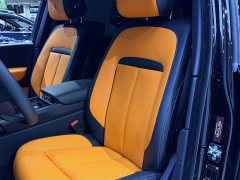Rolls-Royce Cullinan 2020 Black Badge - фото 9