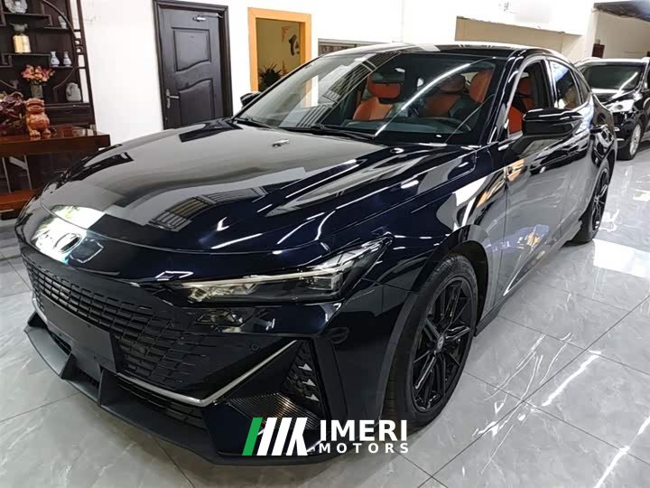 Changan UNI-V 2022 1.5T premium - автомобиль из Китая