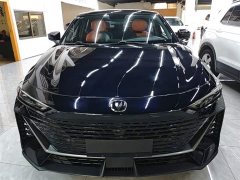 Changan UNI-V 2022 1.5T premium - фото 3