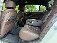 BMW 5 Series 530Li Exclusive M Sports Package - фото 9